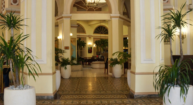 Hotel Plaza