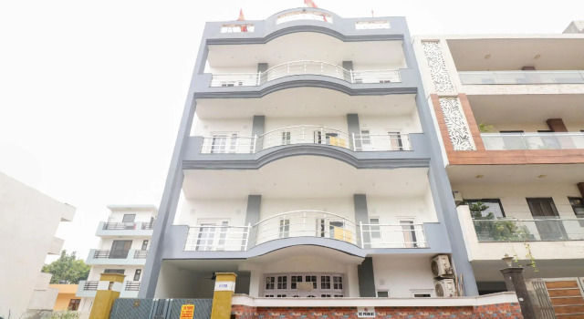 OYO Flagship 82548 Lakra Residency, Забронировать Отель Гургаон 
