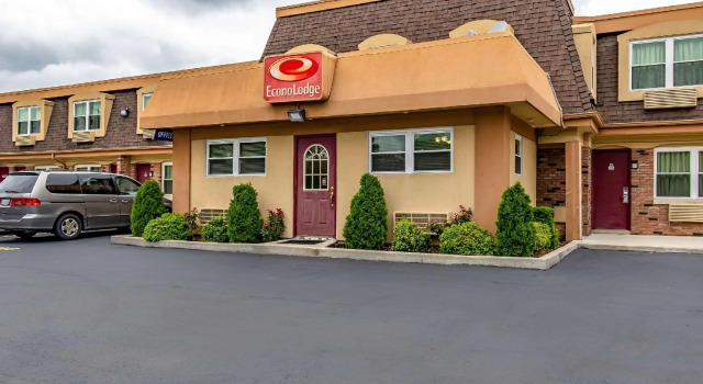 Econo Lodge, Rezerwuj Hotel Hotele w Ohio z parkingiem, Parking