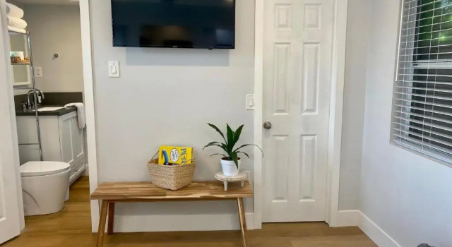 Steps To The Beach, Pacific City and Main Street - Studio, Забронировать Апартаменты/квартира Хантингтон-Бич Beach Cities Orange County, рядом с Huntington Beach State Park