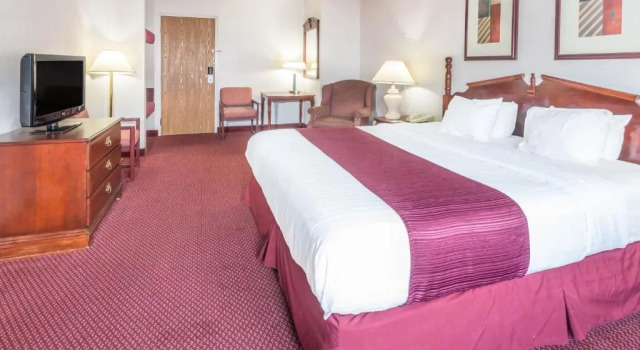 Номер Standard Studio 6 Suites - Tiffin, OH