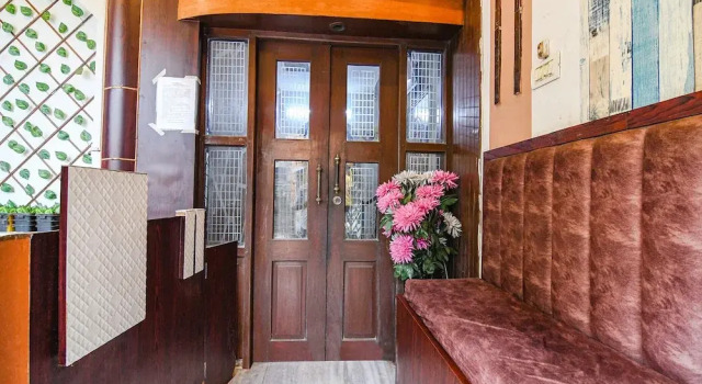 Fabexpress Avenue Villa