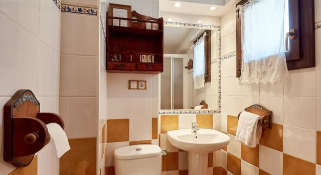 Classic Kahden hengen huone parvekkeella Hostal Vidaller