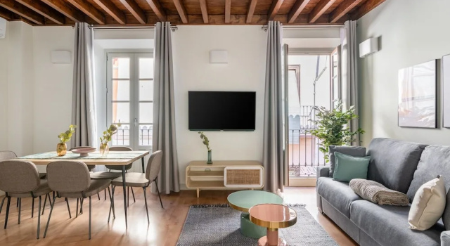 Апартаменты с 2 комнатами с балконом Limehome Granada Calle Mirasol