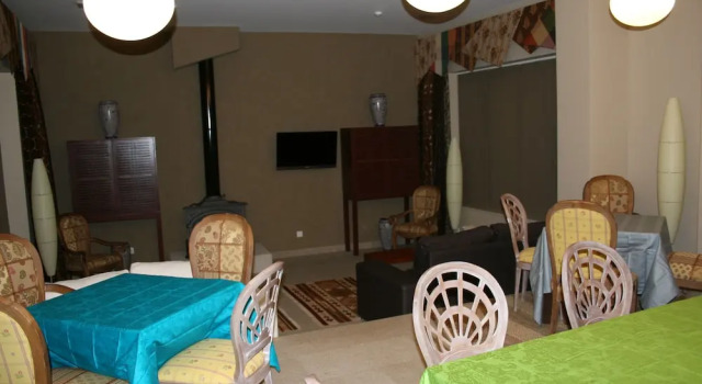 Los Majitos Hotel Rural, Забронировать Отель Карраседело El Bierzo