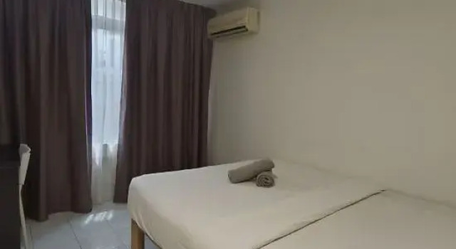 Двухместный номер Standard Natol Homestay-MJC Batu Kawa MJC New Township