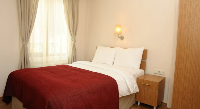 Люкс Executive с балконом Three Apples Residence