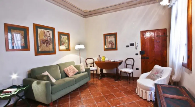 Apartments Florence - Vigna Nuova Laura, Забронировать Апартаменты/квартира Апартаменты Флоренции, рядом с Площадь Кафедрального собора, Апартаменты/квартира