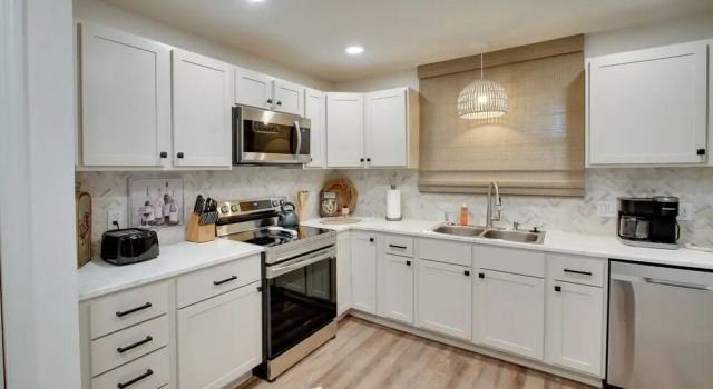 Апартаменты 3 Mi to Dtwn Hot Springs: Modern Condo!