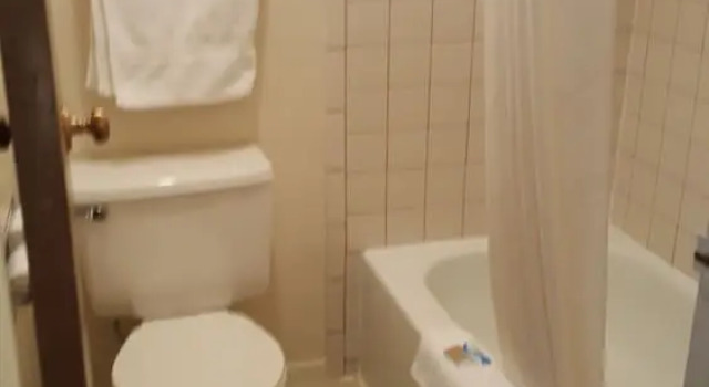 Номер Standard Amber Inn Motel