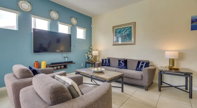 Lanai & Pool: Spacious Villa Near Disney, Забронировать Вилла Давенпорт Orlando Metropolitan Area