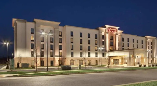 Люкс Hampton Inn & Suites Charles Town