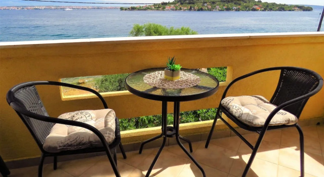 Апартаменты с 2 комнатами с балконом Apartment for 4 Persons, by the sea and With Beautiful View