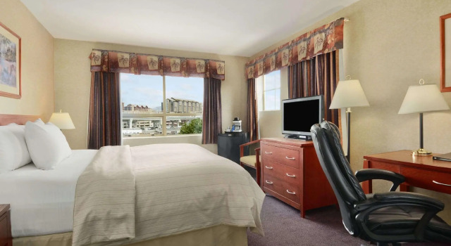 Двухместный номер Standard Days Inn by Wyndham Vancouver Airport