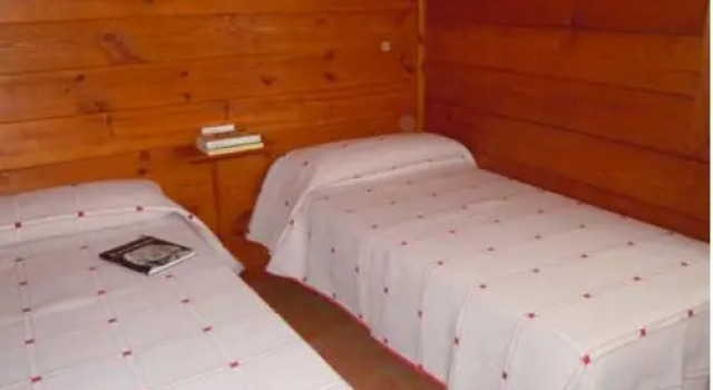 Camping Playa Canelas, Забронировать Кемпинг Портоново Sanxenxo Municipality, рядом с Пляж Baltar