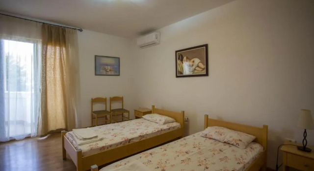 apartment Summer 3sp, Book Apartment Sutomore Bar County