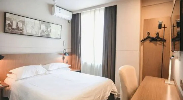 Двухместный номер Standard Jinjiang Inn Select Beijing Wukesong