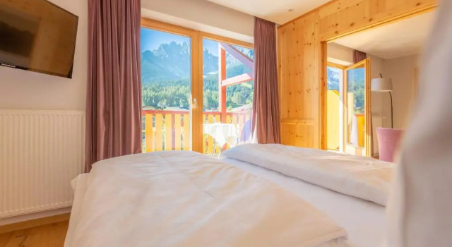 Люкс с видом на горы Hotel Villa Stefania