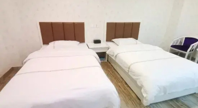 Yibin Yian Business Hotel, Prenota Hotel Hotel a Sichuan con parcheggio, Parcheggio