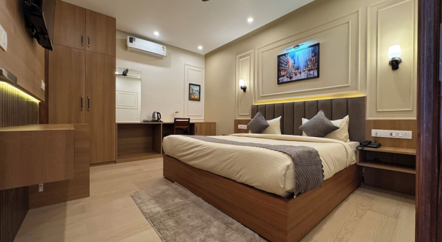 Номер Classic Vaidik Palace - 800 mtr from Prem Mandir