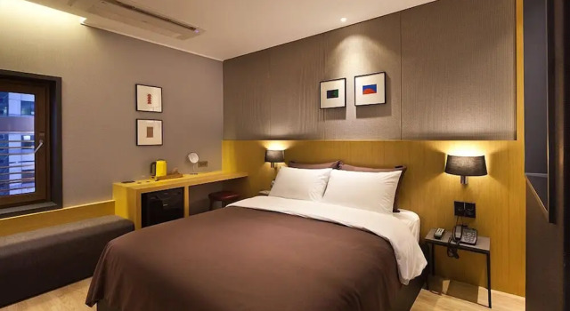 Brown-Dot Hotel Seomyeon, Забронировать Отель Пусан Южная Корея, рядом с Рынок Пхёнхва в Пусане
