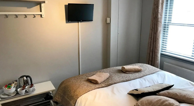 EI8HT Brighton Guest Accommodation, Забронировать Апартаменты/квартира Отели Исторического графства Суссекса с завтраком, Завтраки