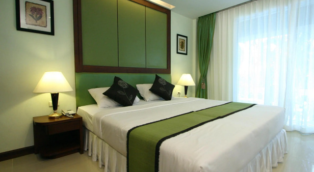 Номер Deluxe с видом на бассейн Windmill Resort Hotel Pattaya