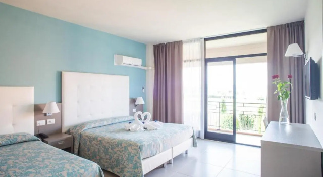 Номер Superior Hotel Holiday