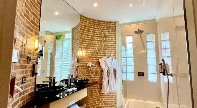 Номер Luxury Château DApigné Rennes