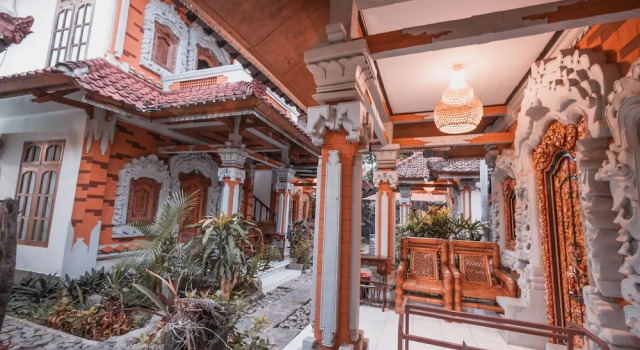 Lovina Palace, Забронировать Отель Отели провинции Бали с завтраком, Завтраки