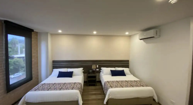 Четырёхместный семейный номер Standard EcoHub Hotel Medellin