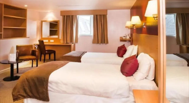 OYO The Luton Hotel, Забронировать Отель Отели Лутон с завтраком, рядом с Luton Town Football Club, Завтраки