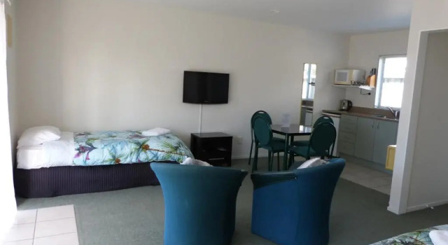 Студия Blake Court Motel