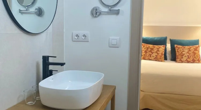 Одноместный номер Classic VEINTIUNO Emblematic Hotels by Airnest