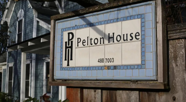 Pelton Vacation Rental, Prenota Hotel Hotel a Oregon con parcheggio, Parcheggio