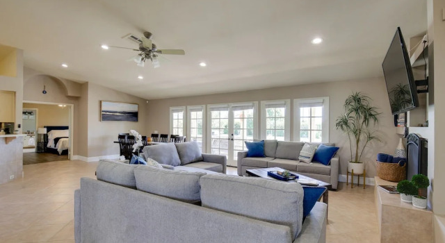 Palm Desert Oasis w/ Hot Tub < 1 Mi to Golf!, Buchen Sie Ferienhaus Palm Desert Coachella Valley