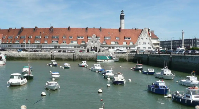 Апартаменты Escale Marine a Calais 4 Etoiles