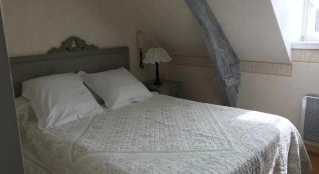 Двухместный номер Standard с видом на улицу Hôtel Le Chatellier - Piscine chauffée davril à octobre