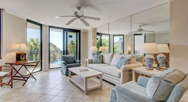 216 C Shipwatch by Avantstay Shared Pool + Ocean Views + Walk to the Beach