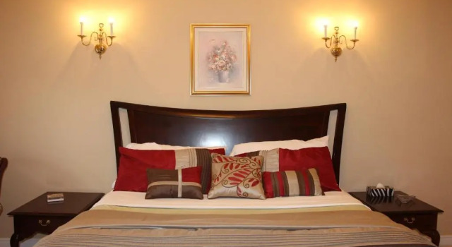 Люкс The White House Boutique B&B