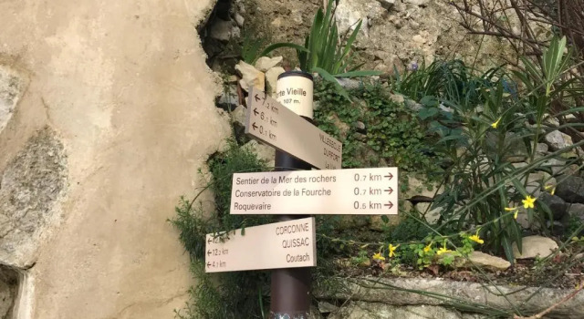 Апартаменты Charmant appartement dans La Catiche de Loutre