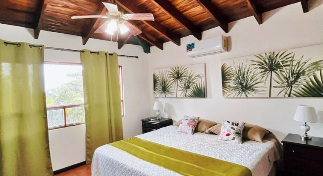 Siwõ Art Guesthouse, Забронировать Гостевой дом Ель-Окотал Гуанакасте, рядом с Пляж Окотал