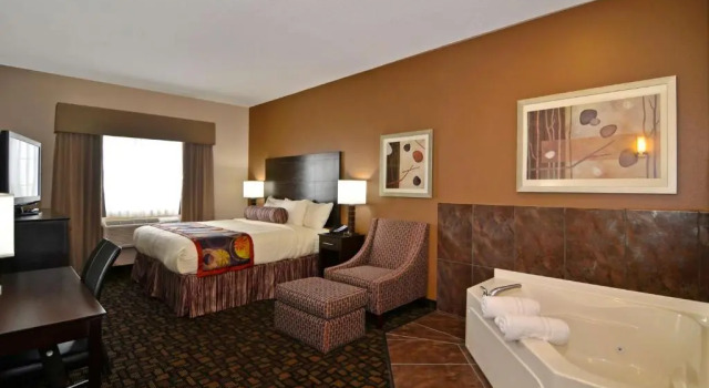 Люкс Best Western Plover-Stevens Point Hotel & Conference Center