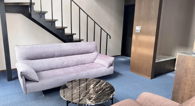 Suite Centum Business Hotel