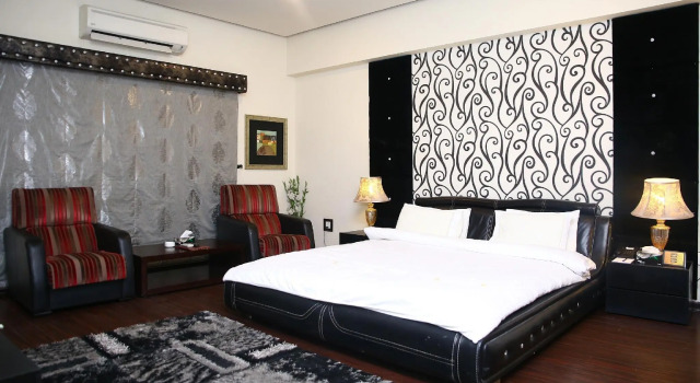 Safari Club 1, Book Hotel Hoteller i Rawalpindi med parkering, Parkering
