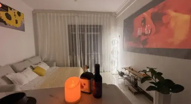 Люкс с 2 комнатами Ruli Homestay (Mangshi Plaza)