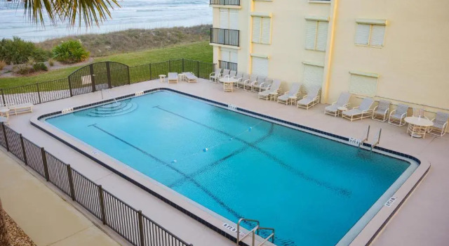 Sand Dollar III 308, 3 Bedrooms, Pool Access, WiFi, Tennis, Sleeps 6, Rezerwuj Hotel Hotele w Saint Augustine Area z basenem, Basen