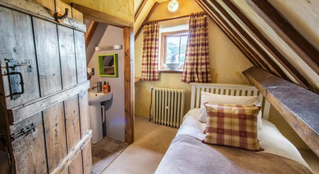 Meadow Cottage Guest House, Забронировать Гостевой дом Отели Бристоля с завтраком, рядом с We The Curious, Завтраки