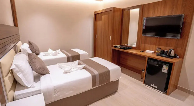 Двухместный номер Standard فندق كنان العزيزية Kinan Al Aziziyah Hotel