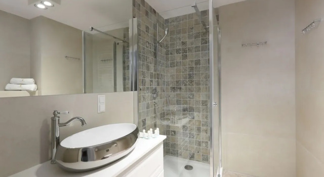 Двухместные апартаменты с балконом Lavoo Boutique Apartments